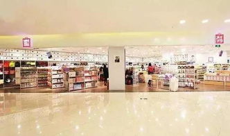 他靠10元小店,年销100亿,这才是商业模式的秘密